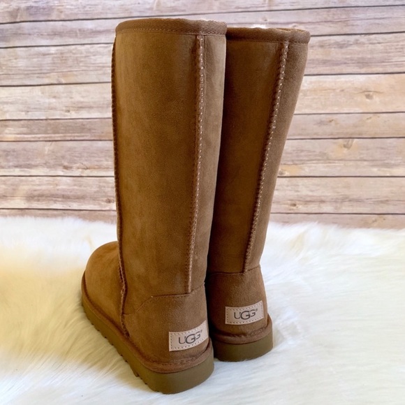 UGG Chestnut Classic Tall II Boots - Picture 6 of 8